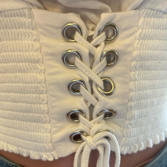 White Corset Top, Dress it Up or Down!🥥 - Picture 3 of 5